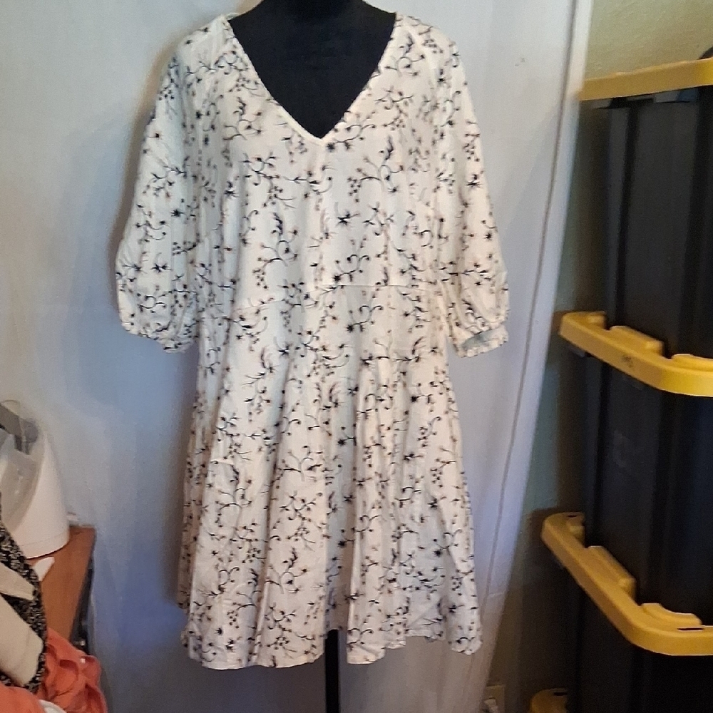 Universal Thread Floral Dress Size Xl